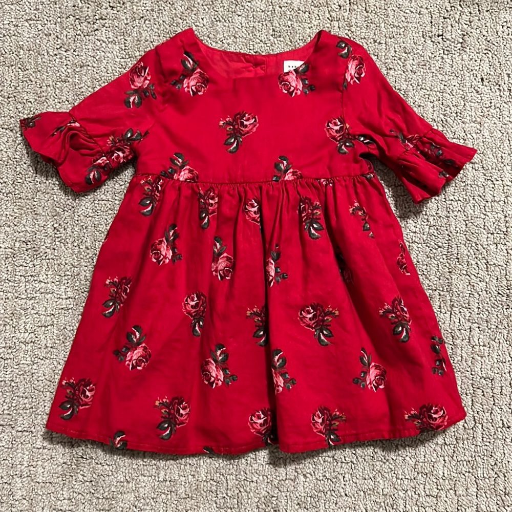 Beautiful baby gap dress with stunning button back detail. Lightly worn.
